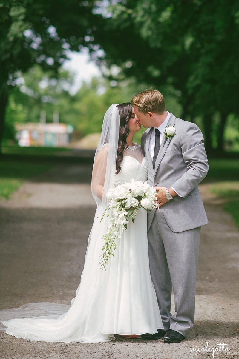 Buffalo_Botanical_Gardens_Wedding_Photography_0026.jpg Delaware_Park_Wedding_Photography