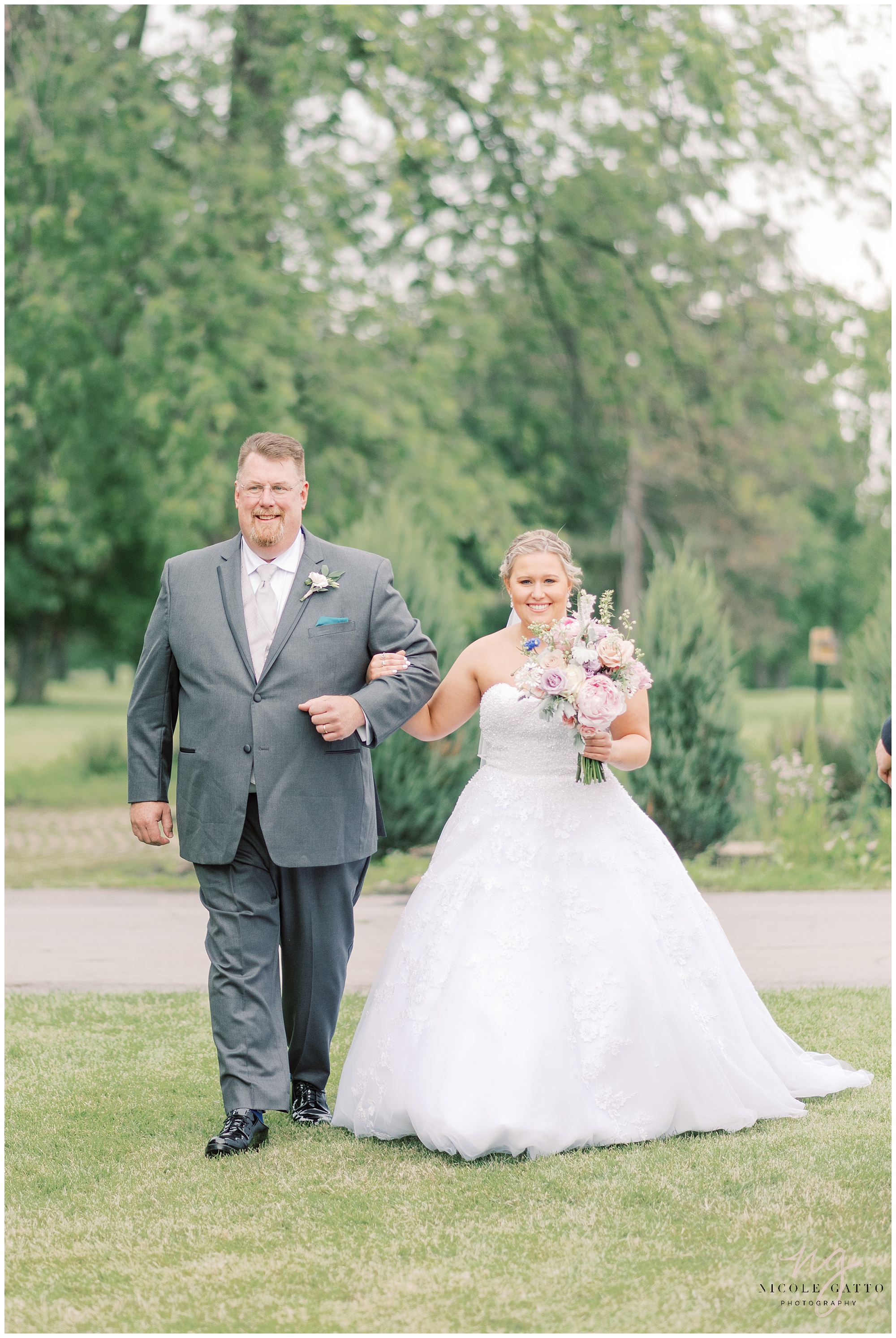 Wedding at Buffalo Botanical Gardens wedding_at_buffalo_botanical_gardens_0008.jpg