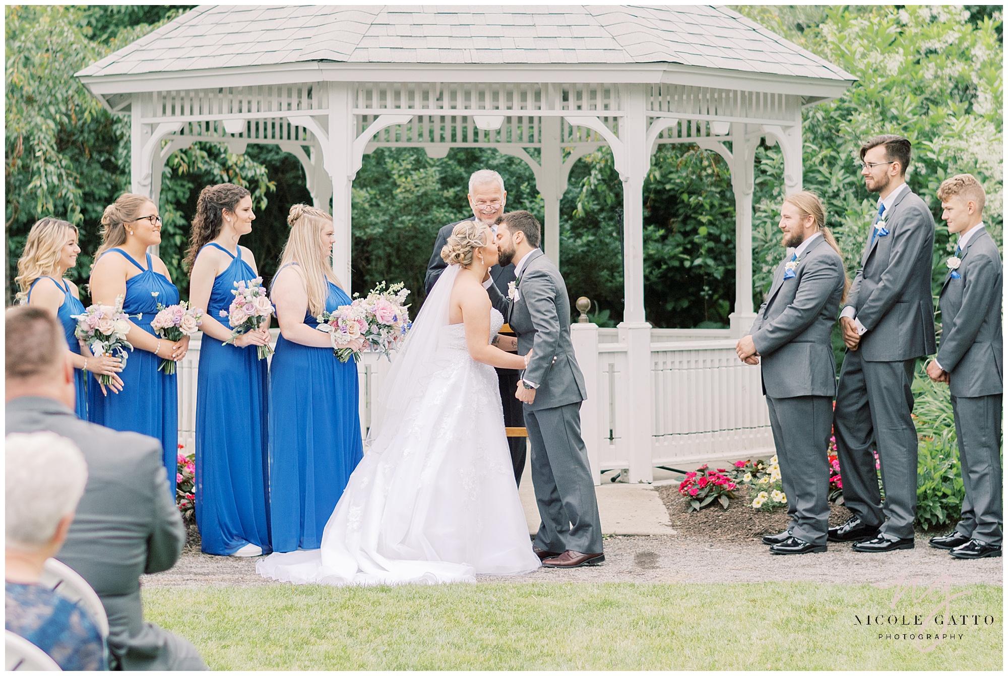 Wedding at Buffalo Botanical Gardens wedding_at_buffalo_botanical_gardens_0011.jpg