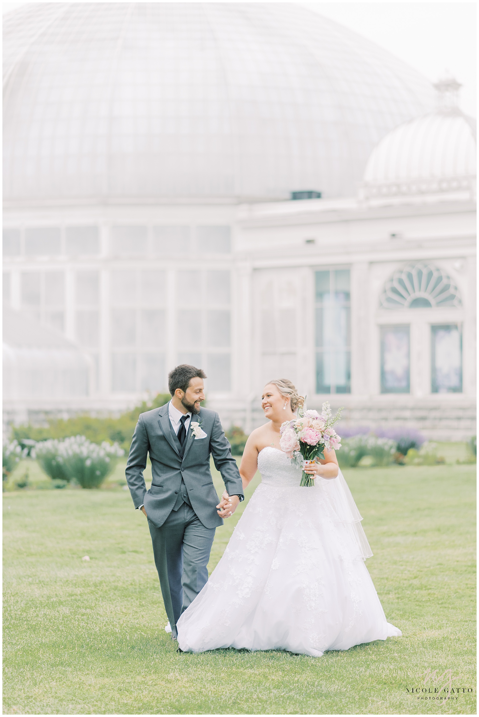 wedding_at_buffalo_botanical_gardens_0024.jpg wedding_at_buffalo_botanical_gardens_0024.jpg