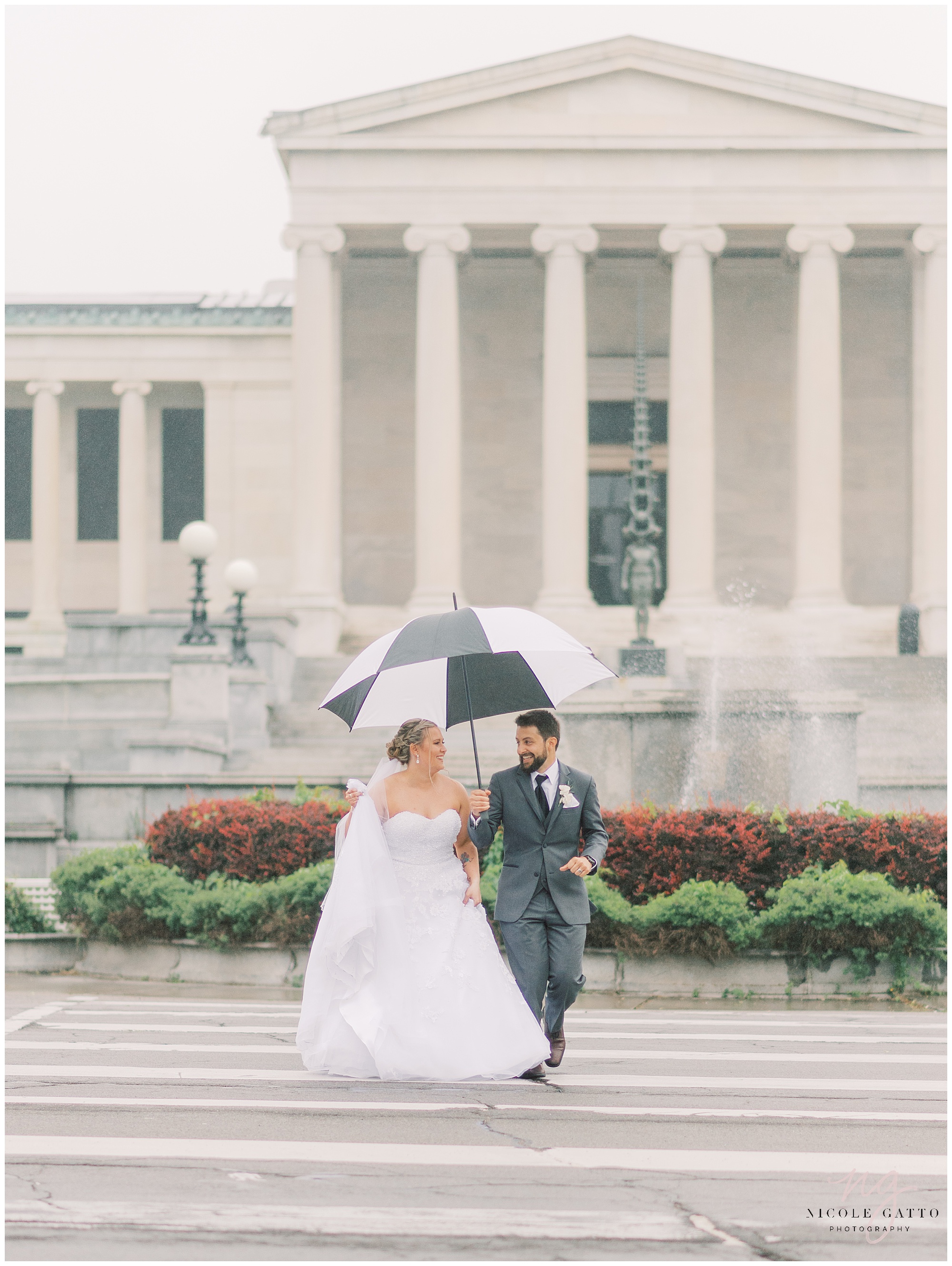 Wedding pictures at Albright knox art gallery buffalo NY wedding_at_buffalo_botanical_gardens_0040.jpg