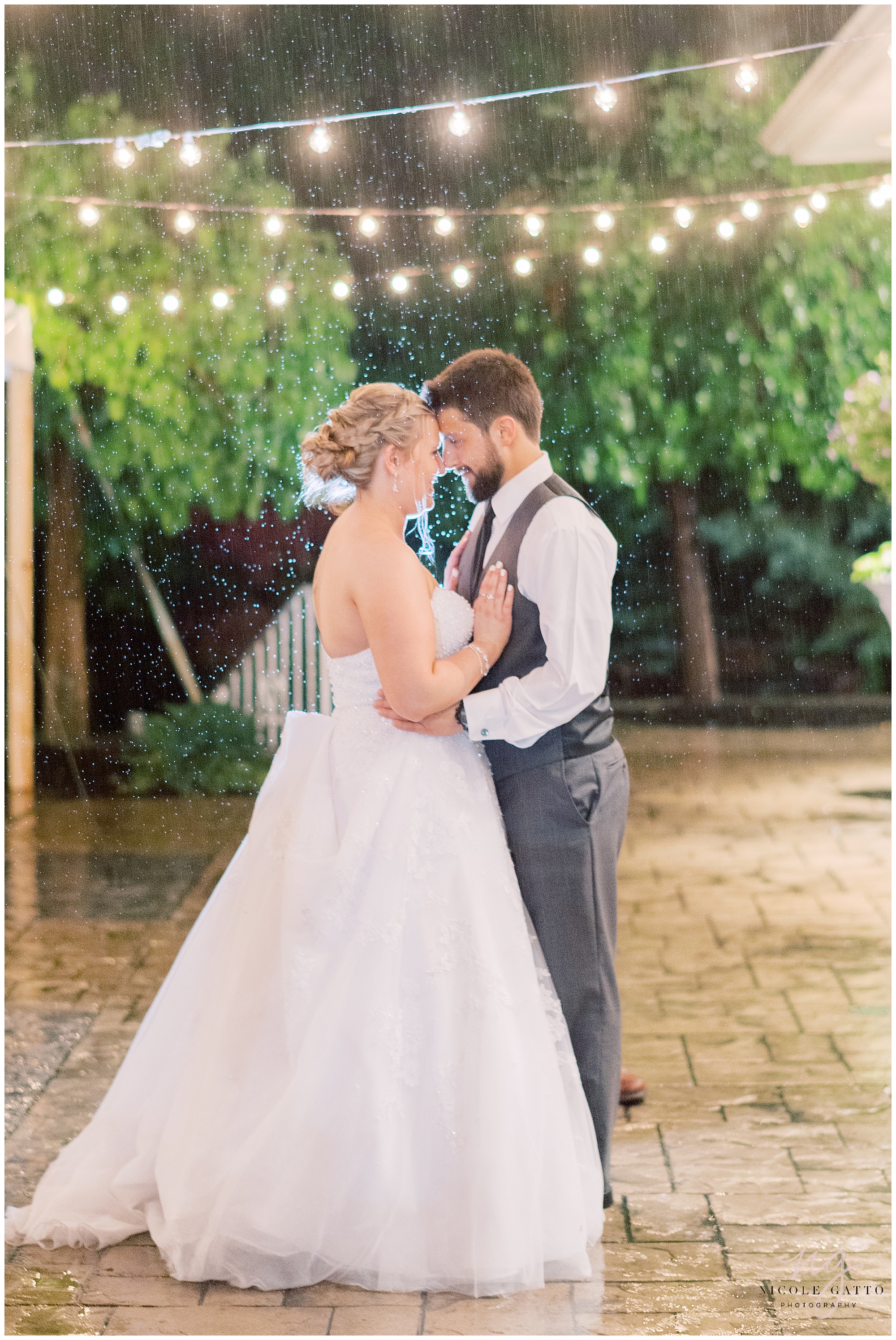 wedding_at_buffalo_botanical_gardens_0043.jpg Wedding at Koteckis