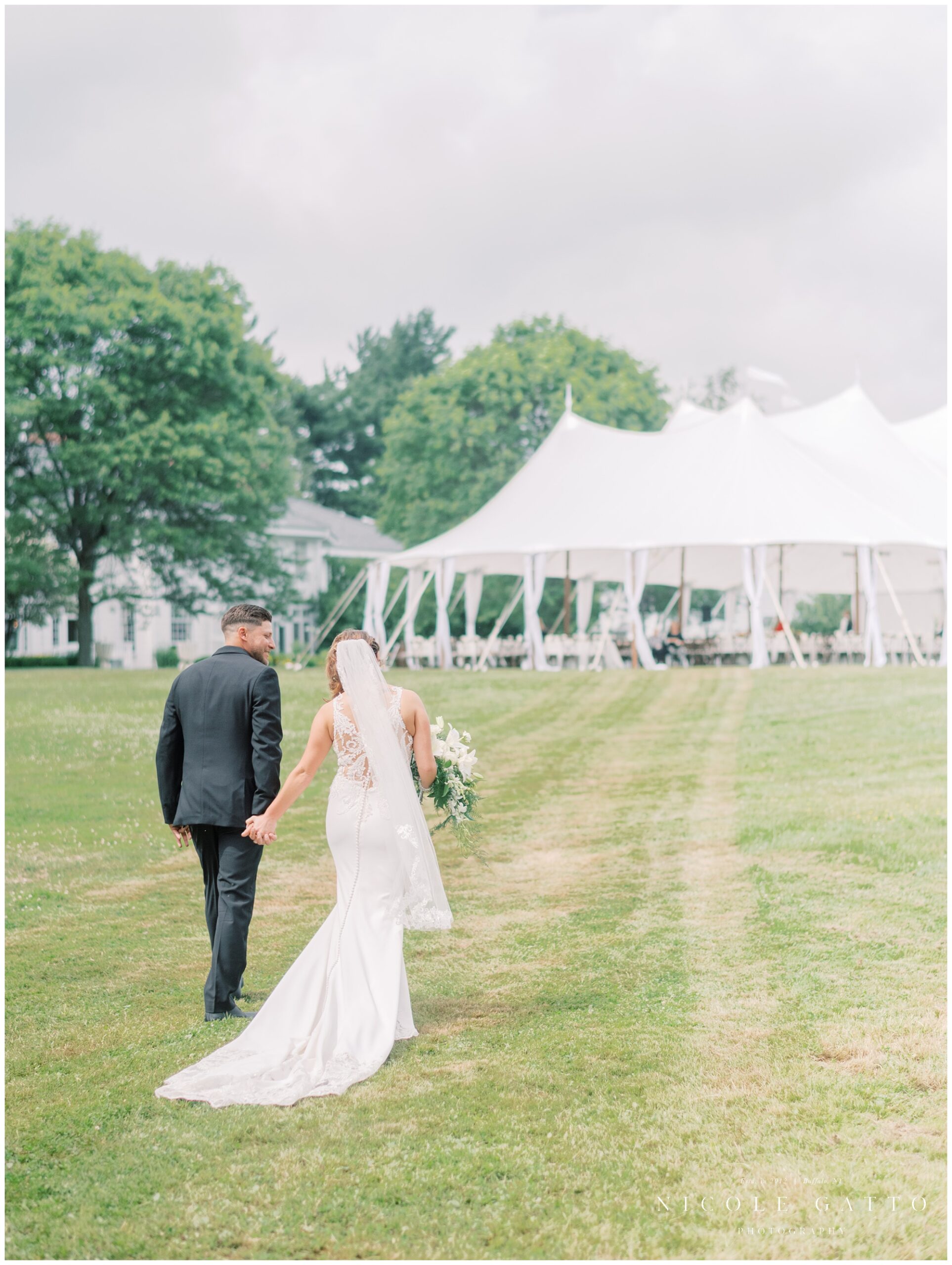 wedding at Knox Farms Mansion